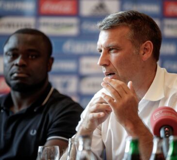 Peter Knäbel und Gerald Asamoah