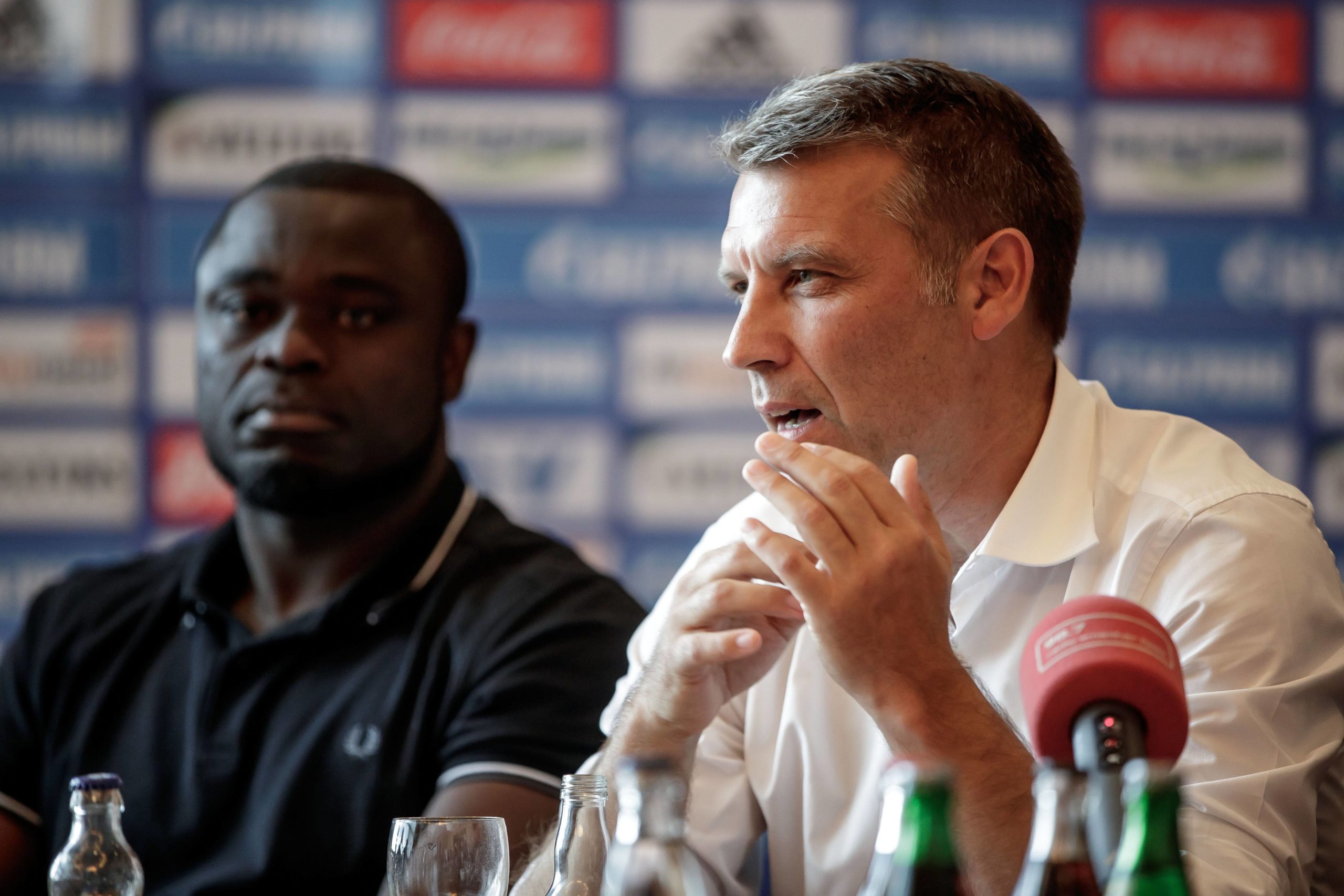 Peter Knäbel und Gerald Asamoah