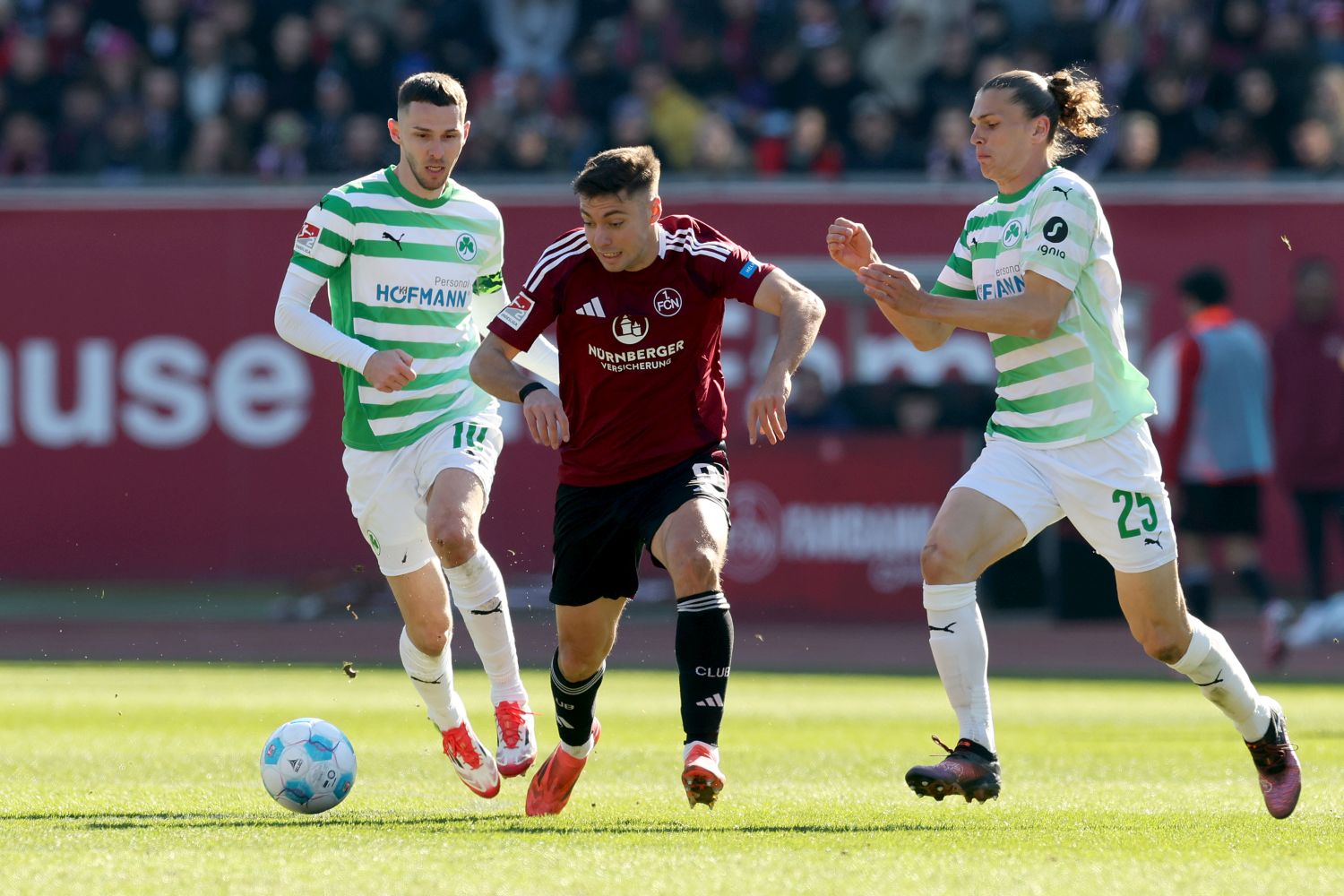 SpVgg Greuther Fürth gegen 1. FC Nürnberg