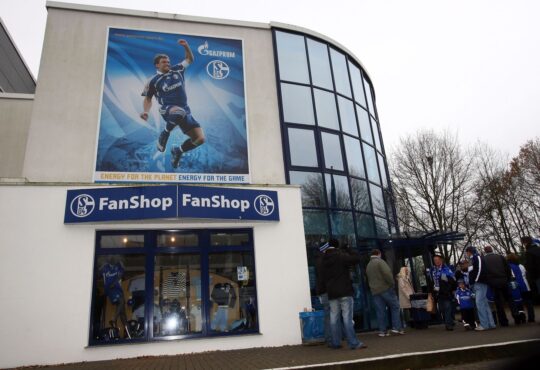 Fanshop an der Geschäftsstelle von Schalke 04