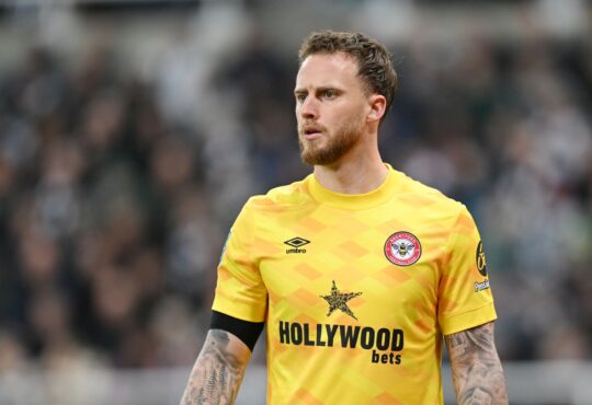 Mark Flekken, Torwart des FC Brentford