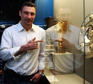 Vitali Klitschko im Schalke-Museum