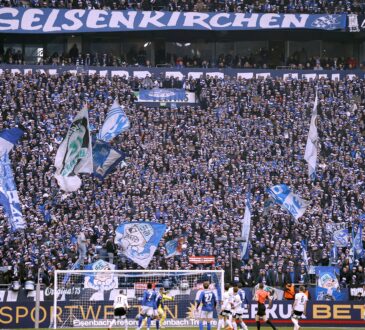 2. Fussball Bundesliga Saison 2025-2026Spiel FC Schalke 04 - 1.FC Kaiserslautern 2 : 2 am 25. 01. 2026 in Gelsenkirchen