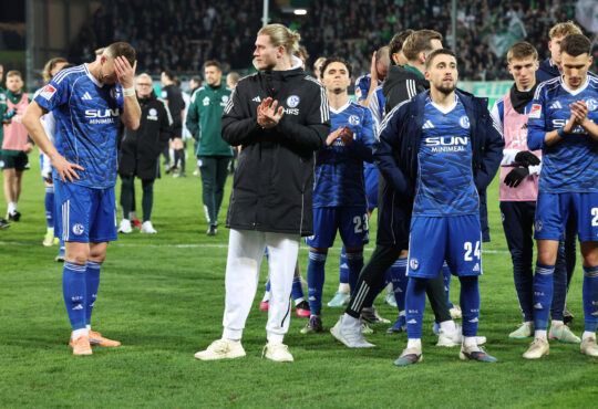 Edin Dzeko enttäuscht, Loris Karius bedankt sich bei den Fans