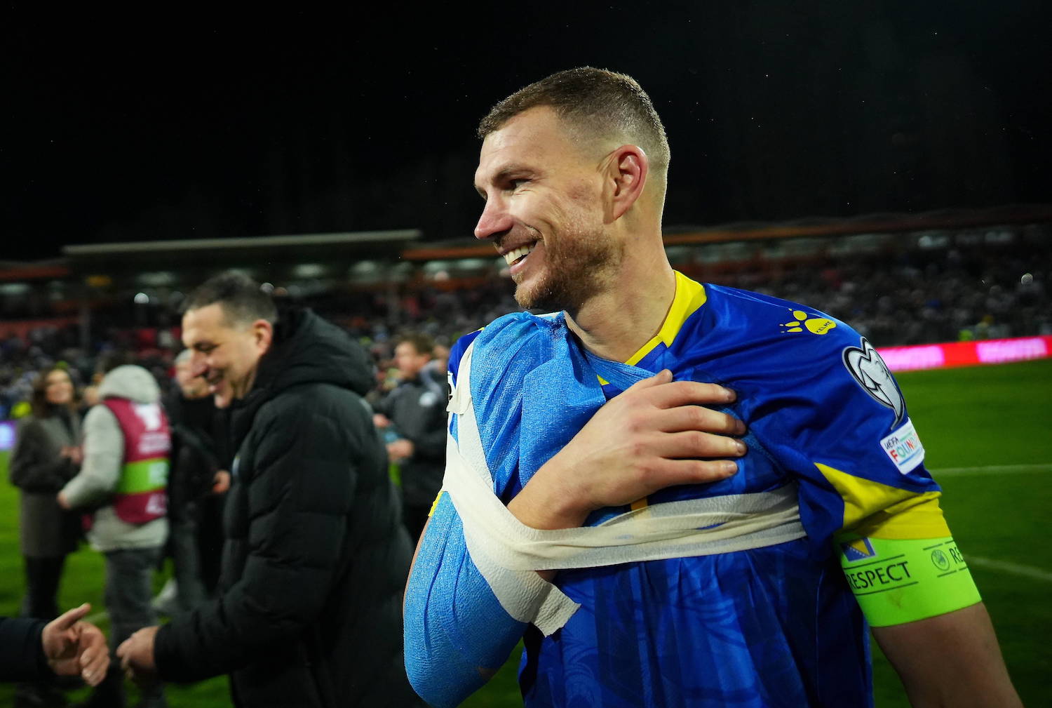 FIFA World Cup, WM, Weltmeisterschaft, Fussball 2026 European playoffs - Bosnia and Herzegovina vs Italy Edin Dzeko of Bosnia and Herzegovina celebrates after the team won the penalty shoout-out in the FIFA World Cup 2026 European playoff match between Bosnia and Herzegovina and Italy in Zenica, Bosnia and Herzegovina, 31 March 2026. Zenica Bosnia And Herzegovina PUBLICATIONxINxGERxAUTxINDxONLY Copyright: xNIDALxSALJICx